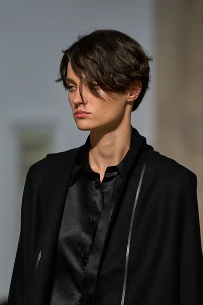 Look 93